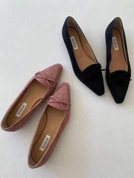 treten Race-up Ribbon Flat Shoes