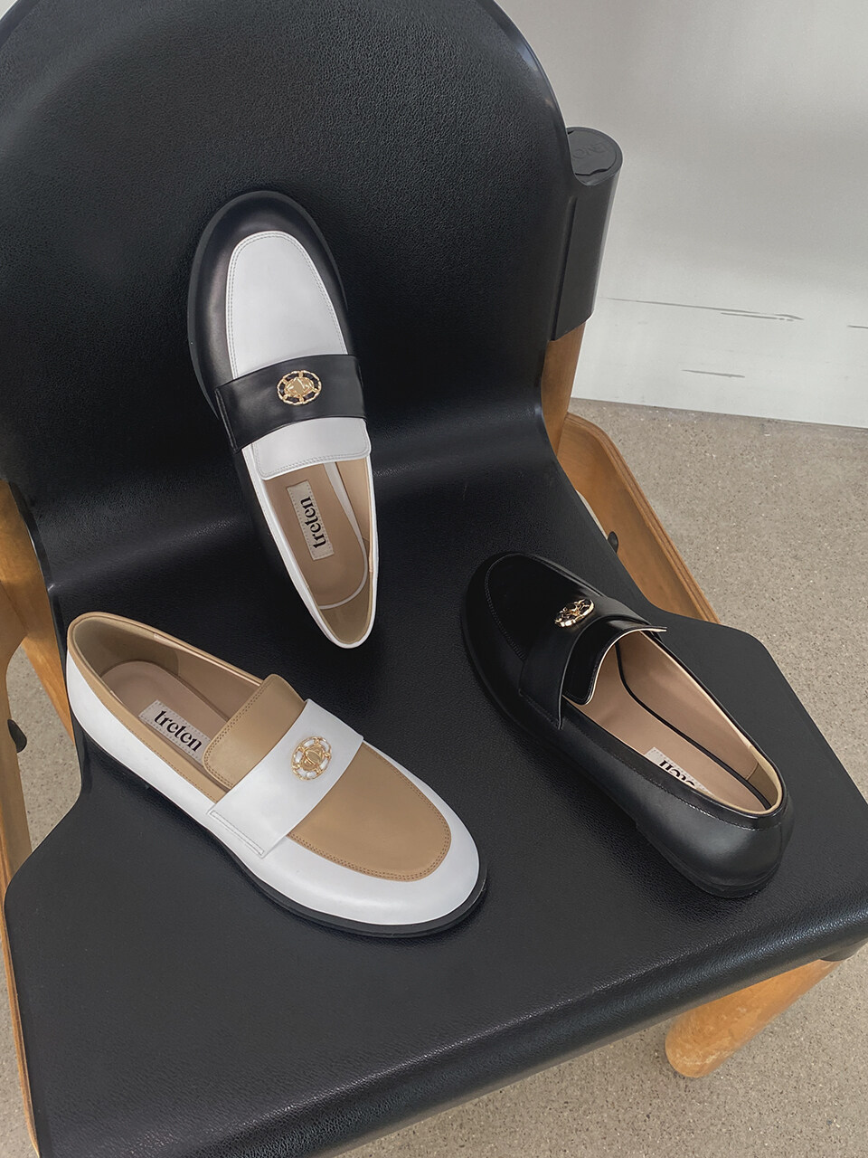 treten Round Toe Flat Shoes_3 Colors