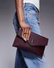 True Decadence True Decadence classic PU clutch bag in dark burgundy-Red - 1