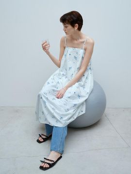 TRWA HYGGE print slip dress