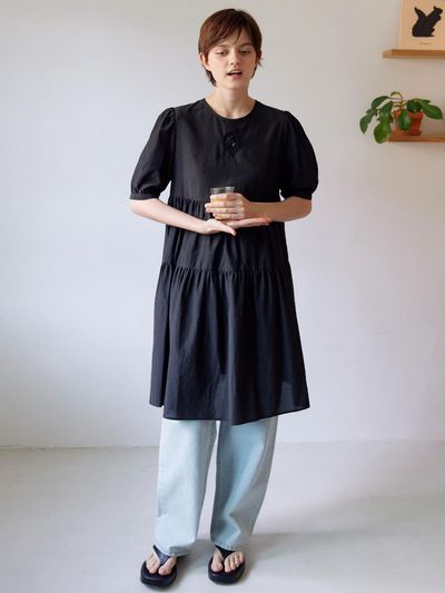 TRWA Rhea Shirring Midi dress_Black