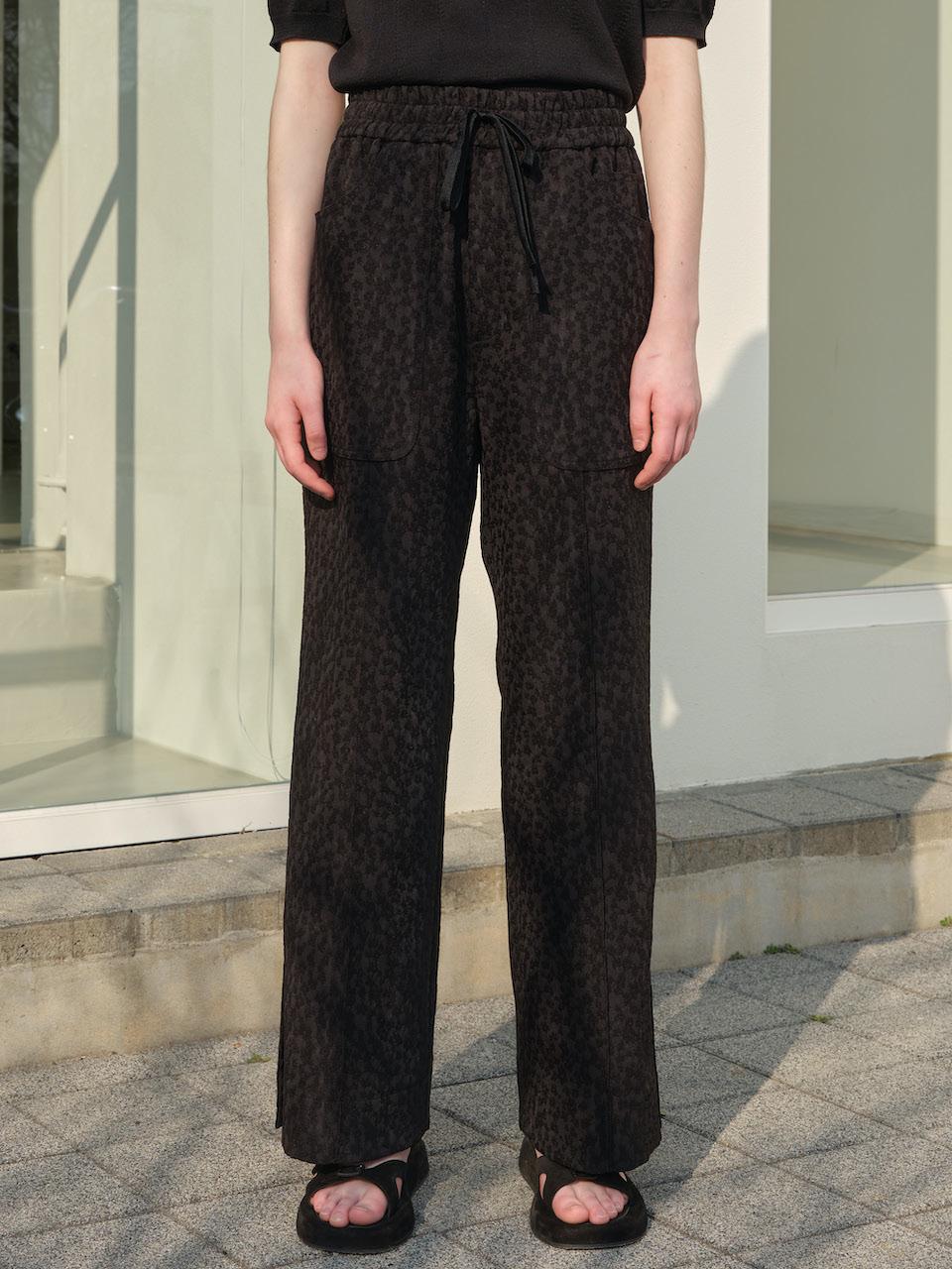 TRWA Silvet Flower Jacquard String Pants (BLACK)