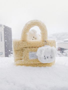 TU ET TOI Fluffy Fur Bag [Yellow]