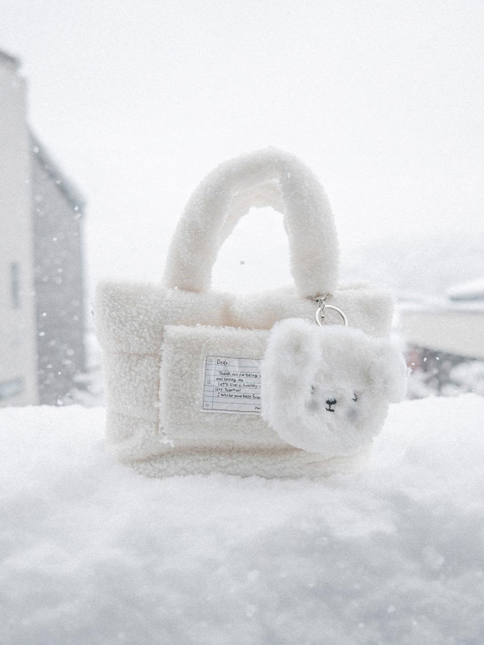 TU ET TOI Fluffy Fur Keyring Pouch Bag [Beige]