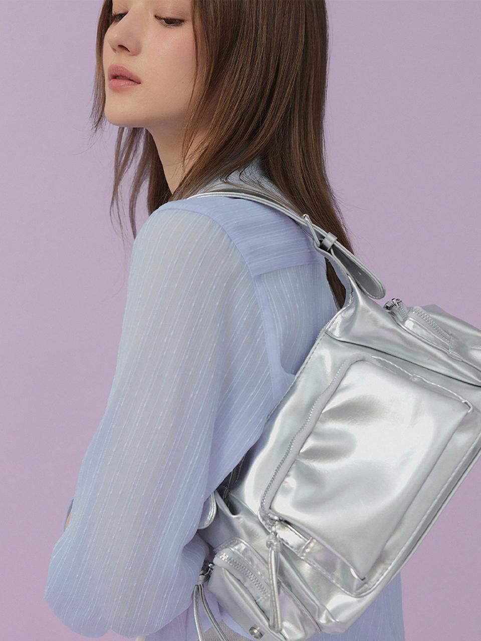 TWEE HIETA Pocket Shoulder Bag
