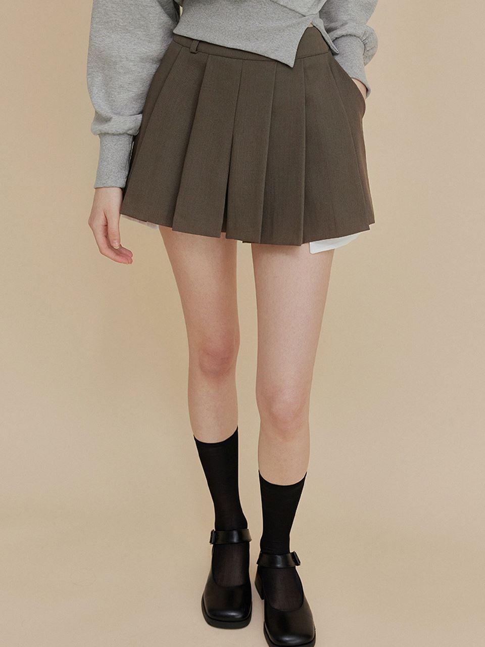 TWEE Pin-tuck High-waisted Wide-leg Shorts