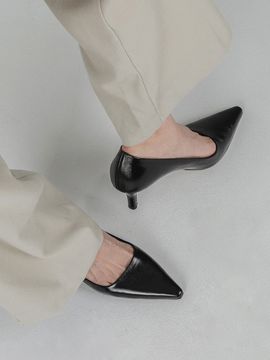 TWJN Claire Pumps