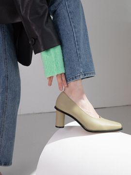 TWJN Scarlett Pumps