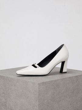 TWVP Pavo Pumps