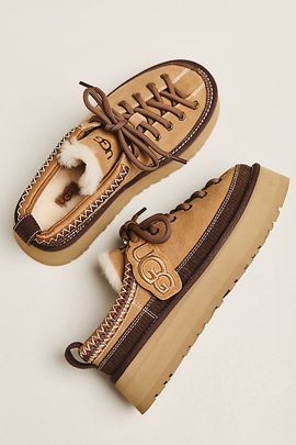 UGG Heritage Lace-Up Slippers
