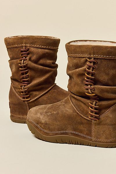 UGG UGG Women's Bucked Suede Boots in Chestnut, Women's at Urban Outfitters