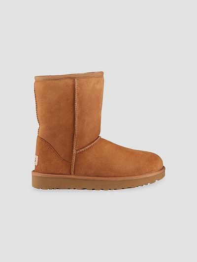 UGG UGG Women's Women's's Classic Heritage Short II Suede Boots