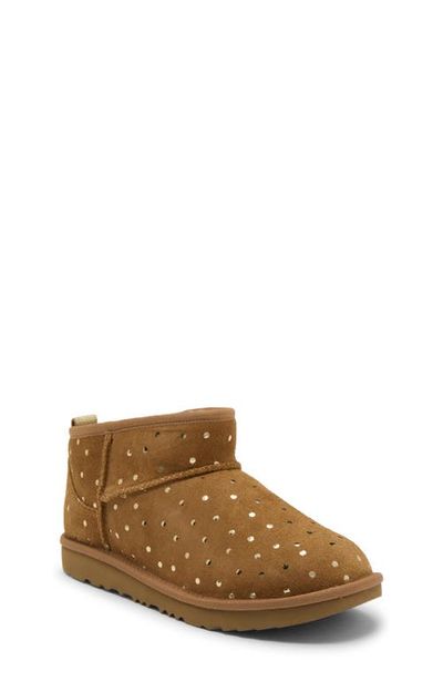UGG(r) UGG(r) Kids' Classic Ultra Mini Shiny Dot Boot