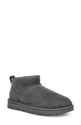 UGG(r) UGG(r) Ultra Mini Classic Boot