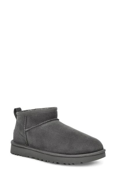 UGG(r) UGG(r) Ultra Mini Classic Boot