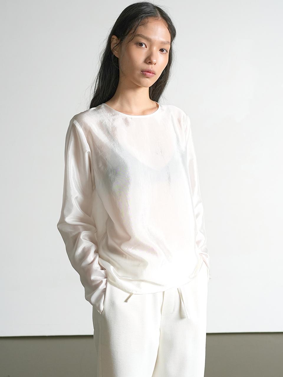 UIJI Basic Skin Blouse