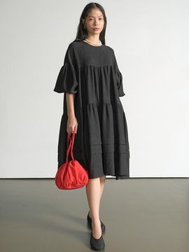 UIJI Double Pleated Fabric Dress [Black]