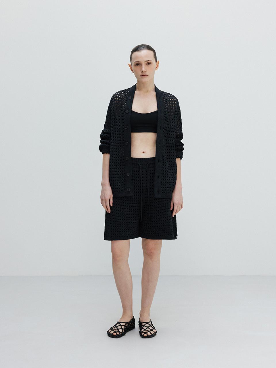 UMARMUNG COLLECTION Japanese Paper Yarn Embossed Texture Washed Shorts [Black]