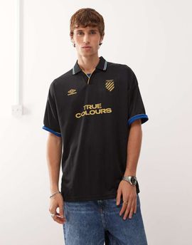 Umbro Umbro boxy oversized soccer shirt in black