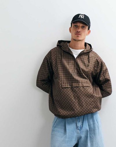 Umbro Umbro Cagoule in brown plaid