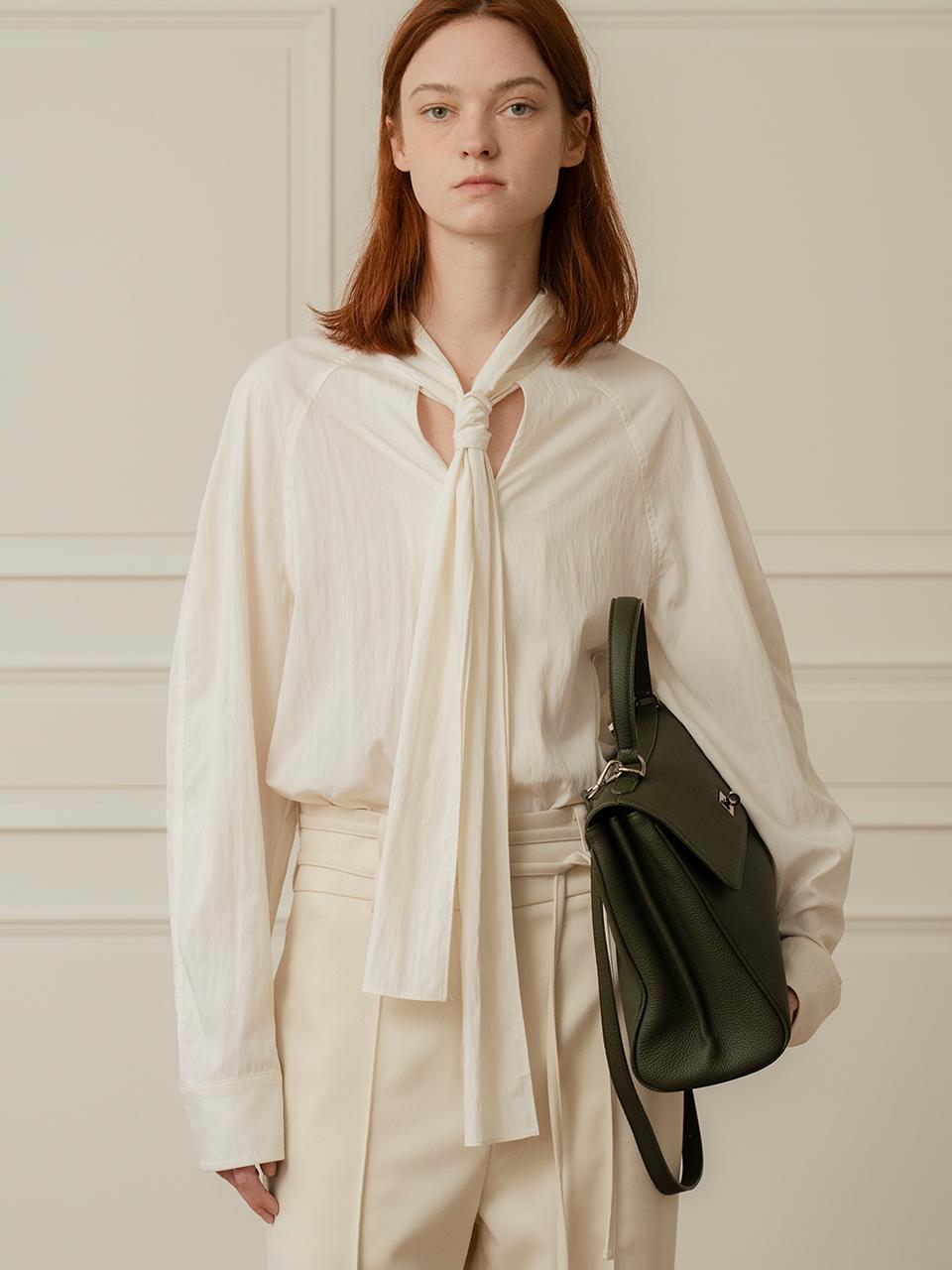 UMER [Exclusive] Shea Tie Blouse (Champagne)