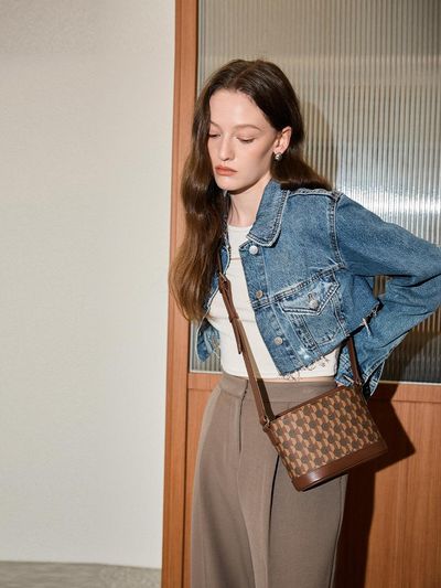 UNDEI PANI BUCKET Bag brown