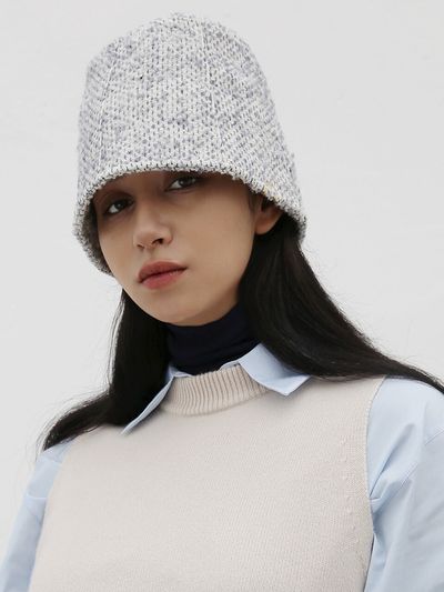 UNDERCONTROL STUDIO STAND BUCKET HAT GRAY