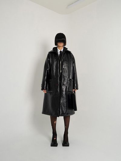 UNKNOWN BLUE Glossy Leather-like Warm Coat [BLACK]