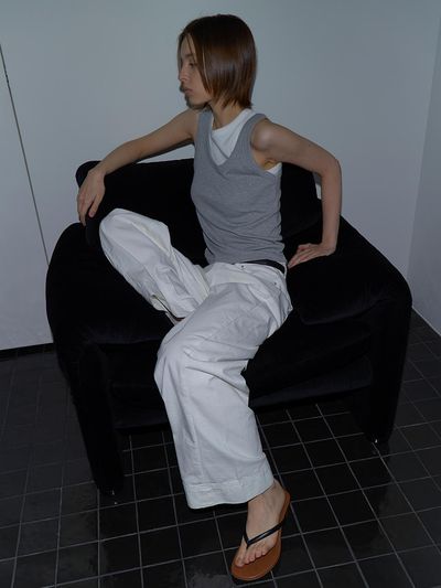 unless DOUBLE LAYERED SLEEVELESS TANK [IVORY/MELANGE]