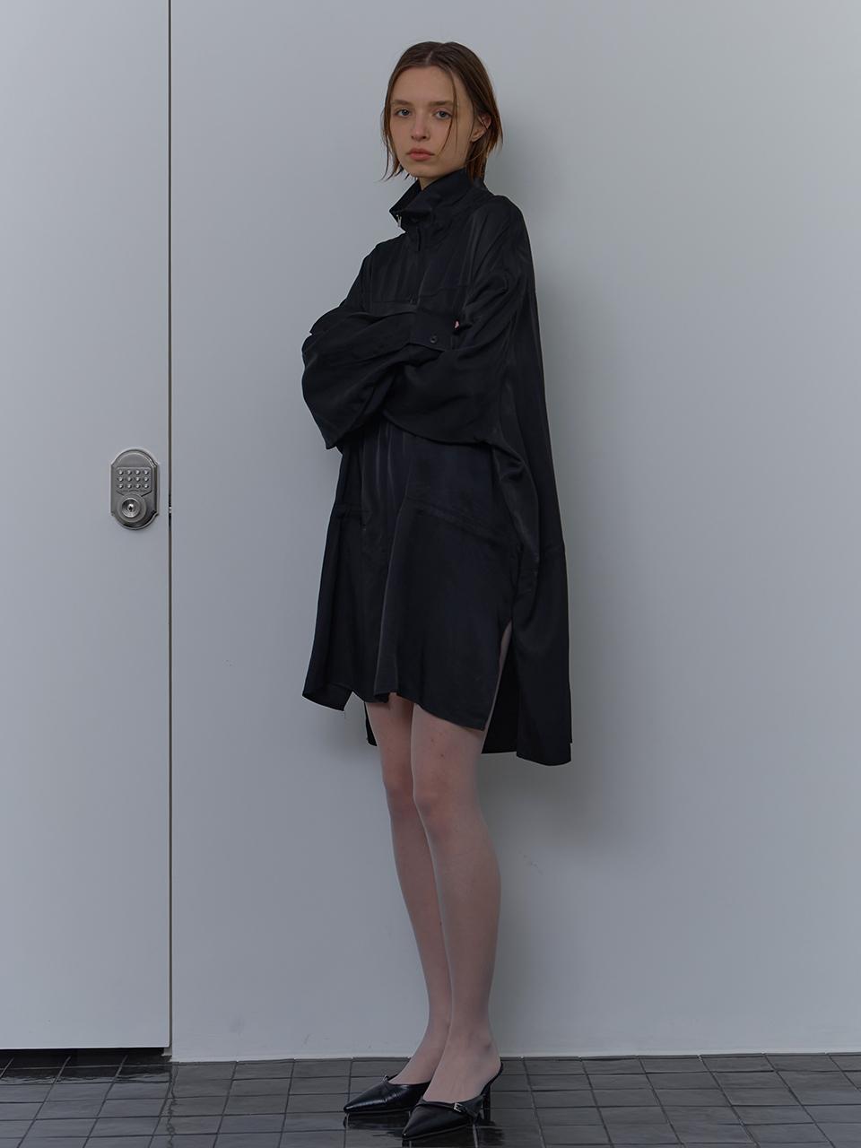 unless HIGH NECK ZIPPER BLOUSE [BLACK]