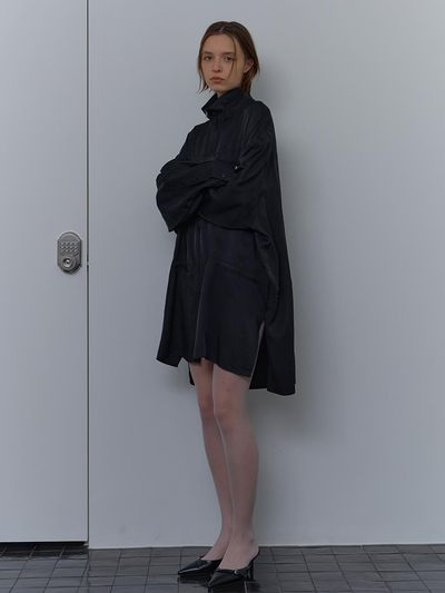 unless HIGH NECK ZIPPER BLOUSE [BLACK]