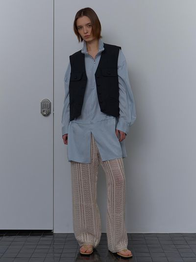 unless HIGH NECK ZIPPER BLOUSE [SKY]