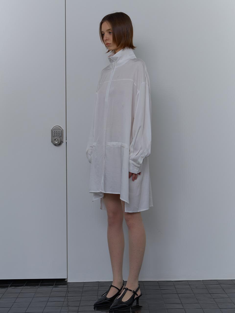 unless HIGH NECK ZIPPER BLOUSE [WHITE]