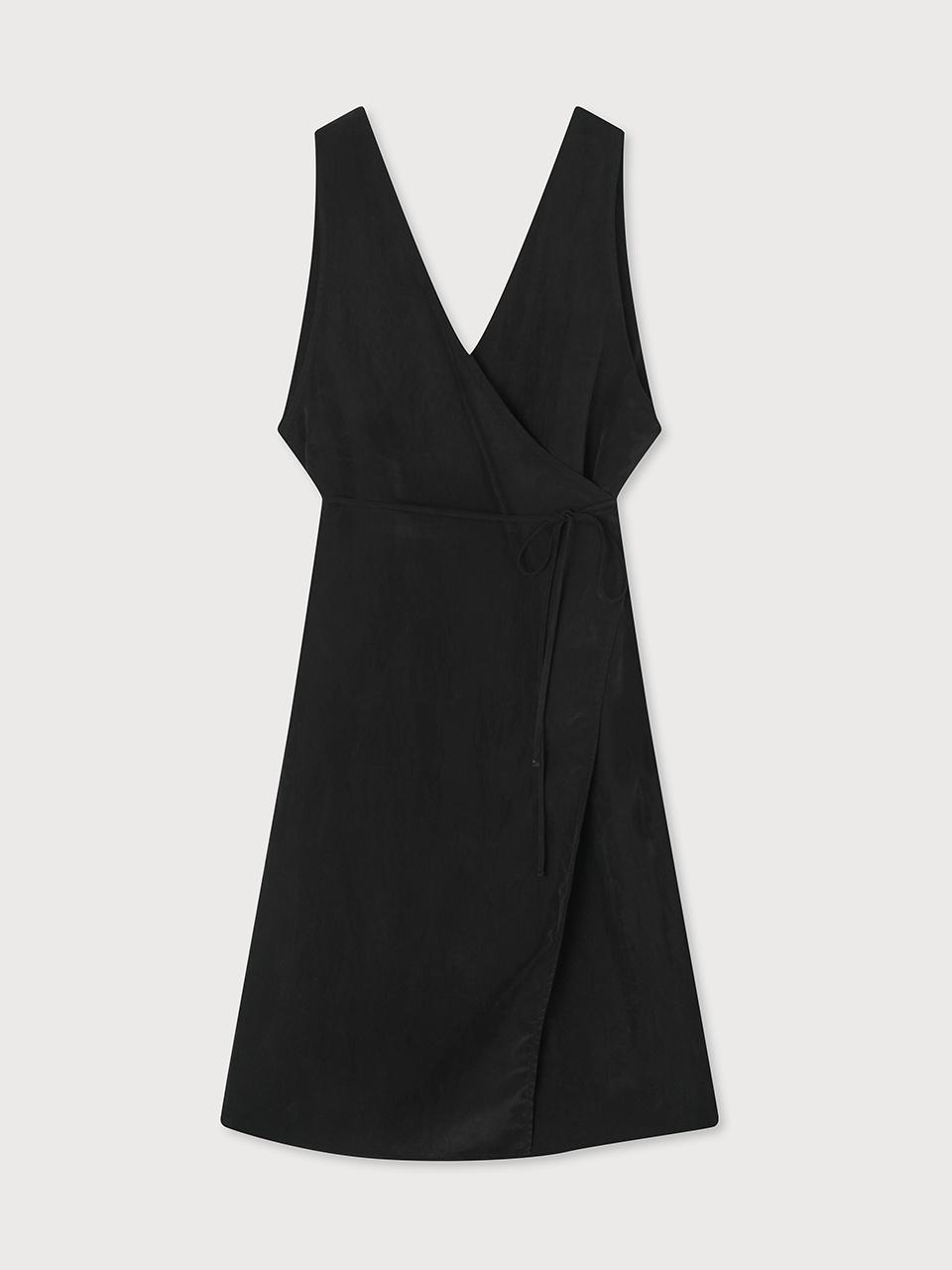 unless LAYERED SILKY LONG WRAP DRESS [BLACK]