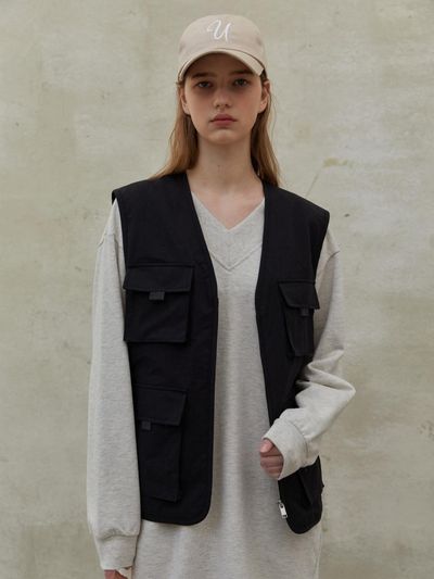 UNNOUT UTILITY POCKET VEST BLACK