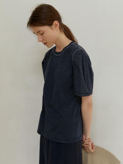 UNNOUT VOLUME SLEEVE STRIPE T-SHIRT NAVY