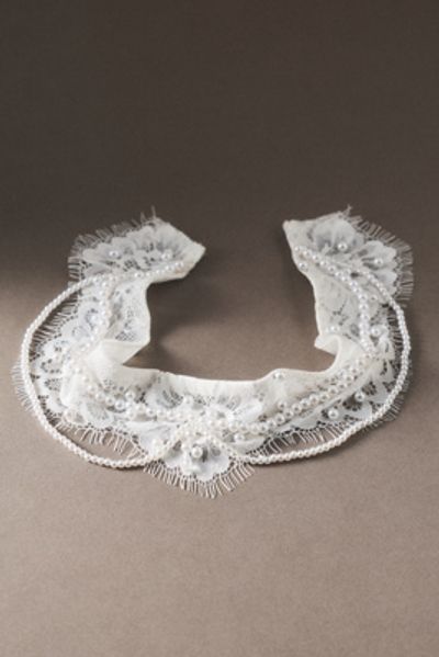 Untamed Petals Lyra Lace Choker Necklace