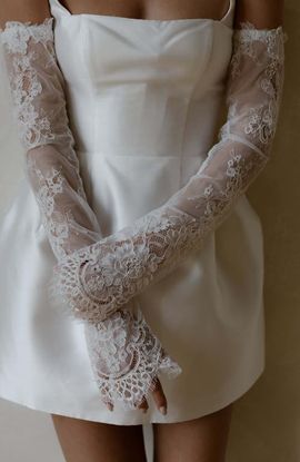 Untamed Petals Untamed Petals Madeline Gloves