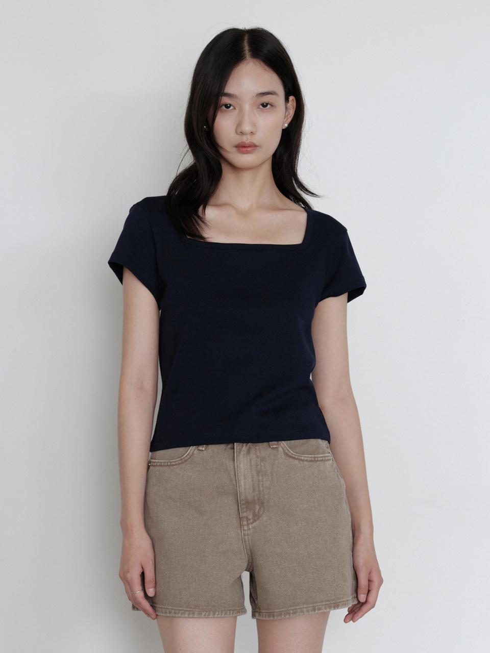 URAGO Square crop t-shirt