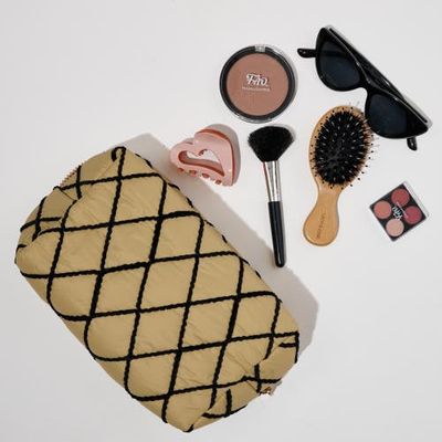 URBAN EXPRESSIONS URBAN EXPRESSIONS Zinnia Cosmetic & Travel Organizer Pouch