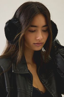 Urban Outfitters Arya No Show Earmuffs in Black, Women's at Urban Outfitters