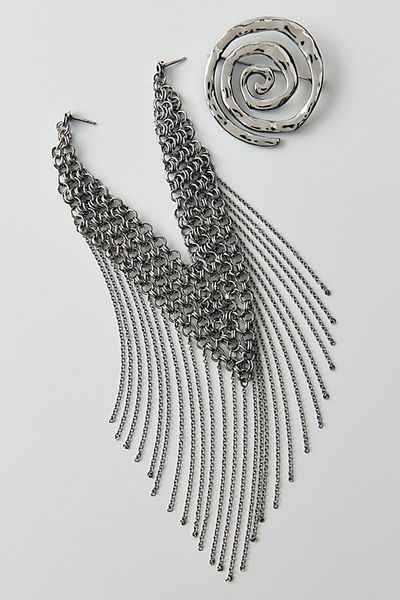 Urban Outfitters Blaine Chain Fringe Brooch Set in Silver at Urban Outfitters