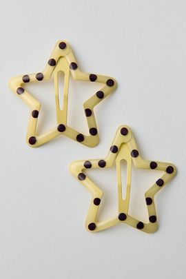 Urban Outfitters Large Star Snap Clips Set in Light Yellow, Women's at Urban Outfitters
