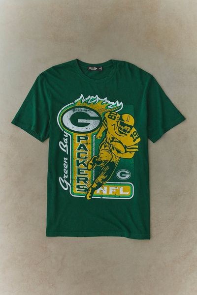 Urban Outfitters NFL Green Bay Packers Graphic Heavyweight Tee in Green, Men's at Urban Outfitters