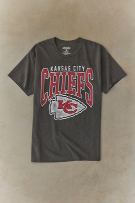 Urban Outfitters NFL Kansas City Chiefs Vintage Graphic Tee in Black, Men's at Urban Outfitters