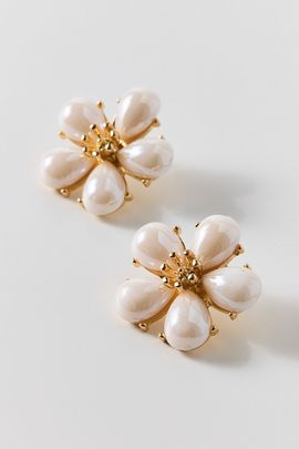 Urban Outfitters Pearl Petal Flower Earrings in Pearl, Women's at Urban Outfitters