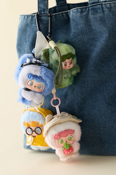 Urban Outfitters - Q Kid Outdoor Activities Series Blind Box
