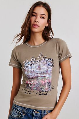 Urban Outfitters Urban Outfitters Provence Graphic Cotton Baby Tee in Olive, Women's at Urban Outfitters