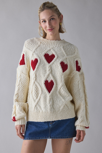 Urban Outfitters - UO Alexa Heart Cable Knit Mockneck Sweater in