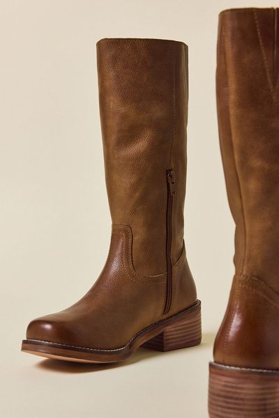 Urban Outfitters Urban Outfitters UO Leather Pull-On Boots in Tan, Women's at Urban Outfitters